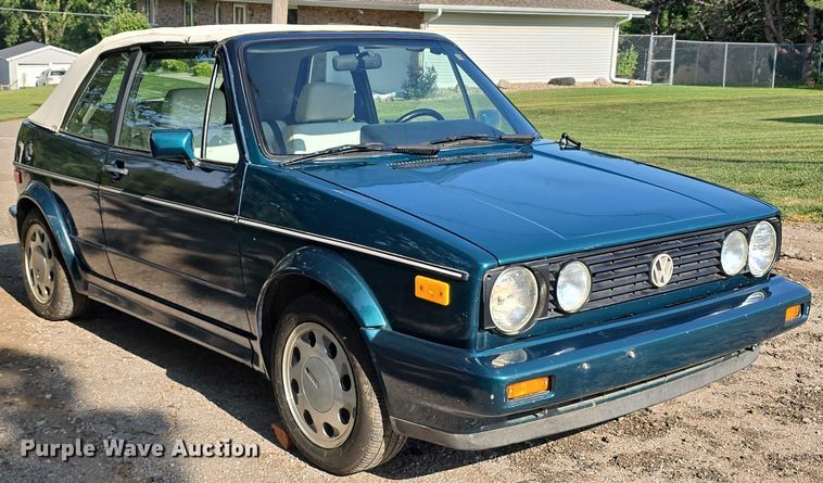 image for item EO1066 1992 Volkswagen Cabriolet convertible