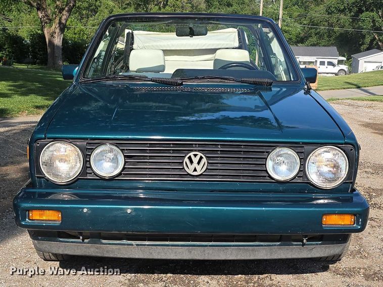image for item EO1066 1992 Volkswagen Cabriolet convertible