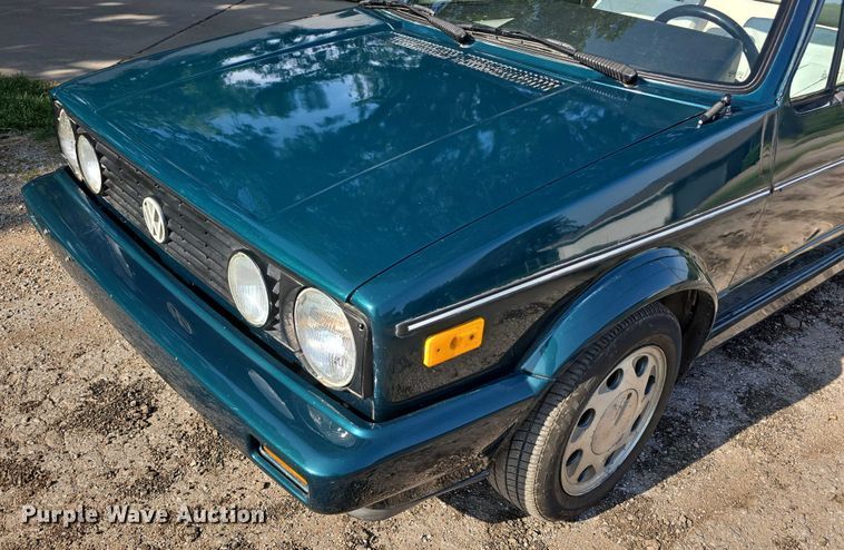 image for item EO1066 1992 Volkswagen Cabriolet convertible