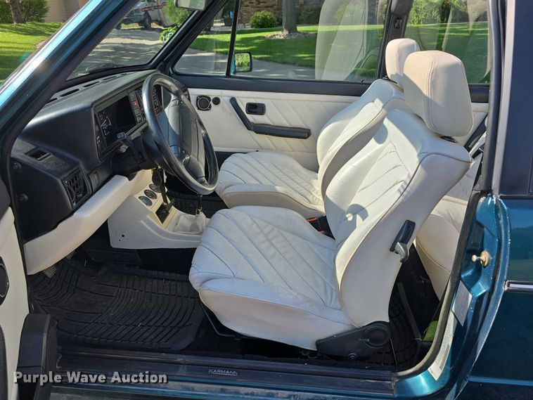 image for item EO1066 1992 Volkswagen Cabriolet convertible
