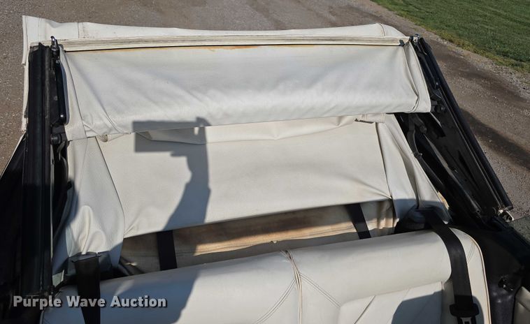 image for item EO1066 1992 Volkswagen Cabriolet convertible