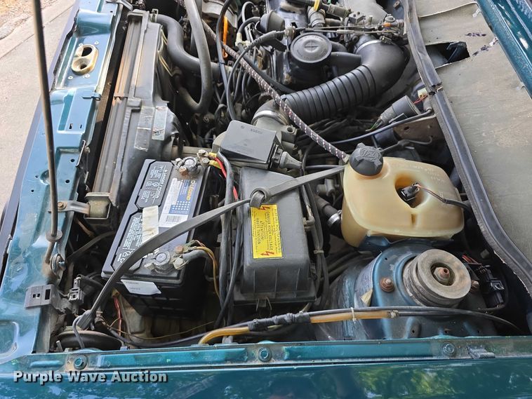 image for item EO1066 1992 Volkswagen Cabriolet convertible