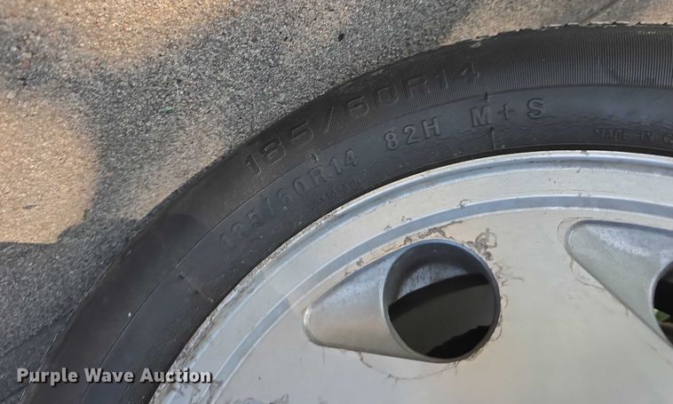 image for item EO1066 1992 Volkswagen Cabriolet convertible