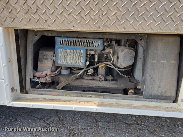 image for item EO1067 2002 Ford E450 ambulance