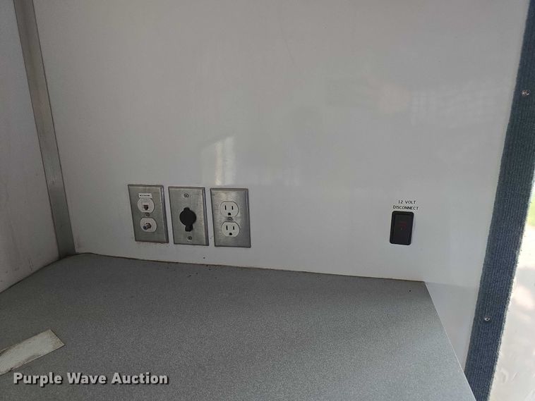 image for item EO1067 2002 Ford E450 ambulance