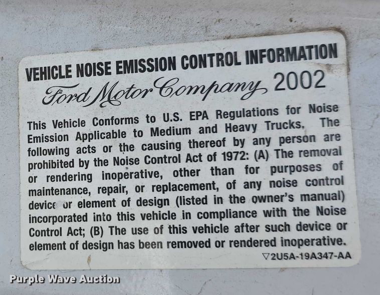 image for item EO1067 2002 Ford E450 ambulance