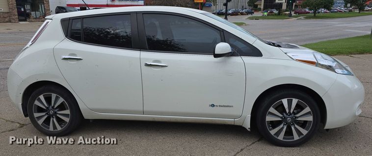 image for item EO1069 2016 Nissan Leaf 