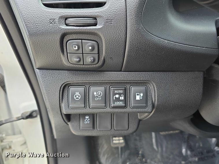 image for item EO1069 2016 Nissan Leaf 