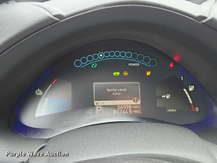 image for item EO1069 2016 Nissan Leaf 