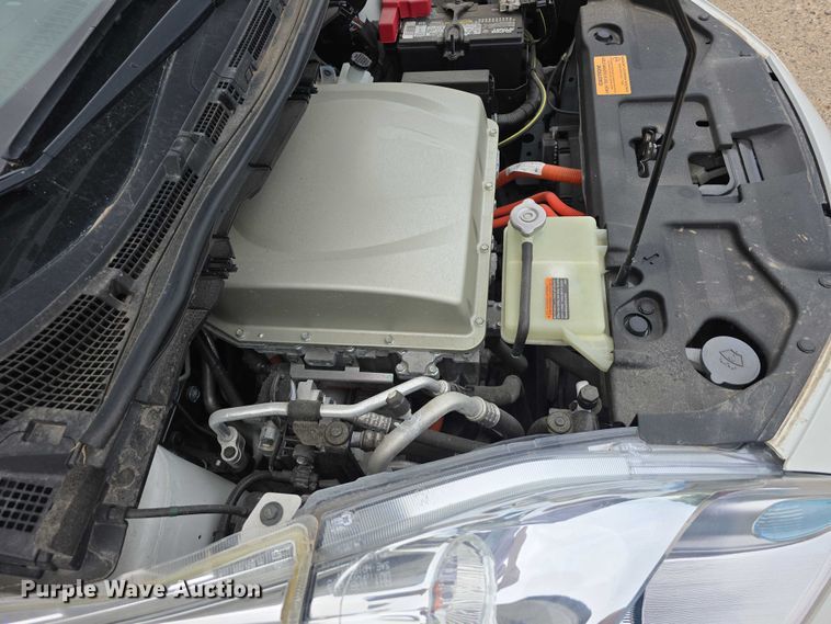 image for item EO1069 2016 Nissan Leaf 