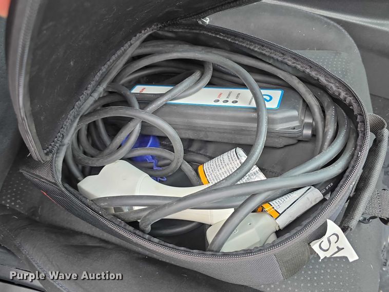 image for item EO1069 2016 Nissan Leaf 