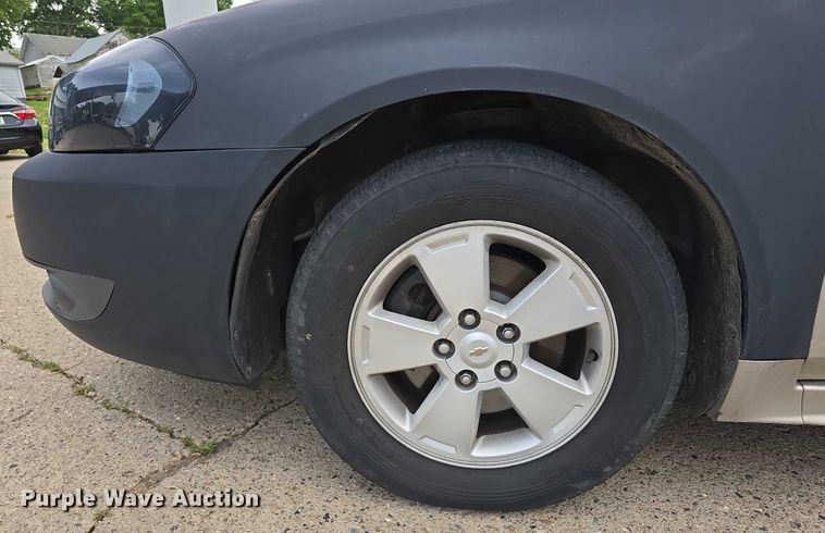 image for item EO1070 2011 Chevrolet Impala 
