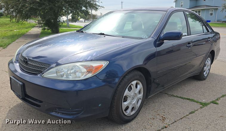 image for item EO1071 2003 Toyota Camry LE 