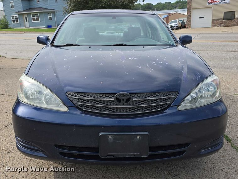 image for item EO1071 2003 Toyota Camry LE 