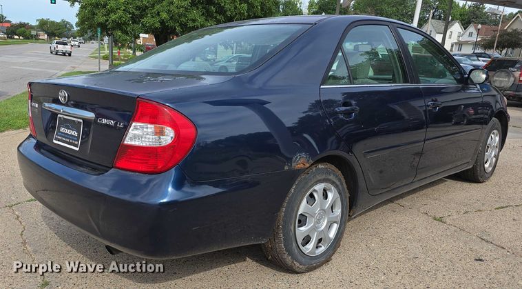 image for item EO1071 2003 Toyota Camry LE 