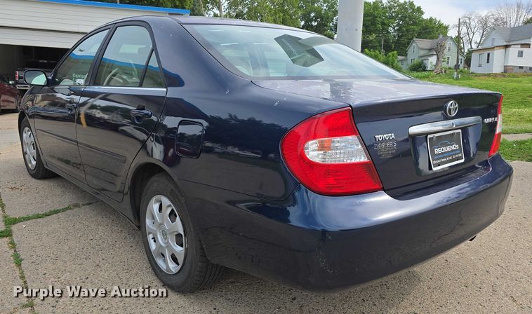 image for item EO1071 2003 Toyota Camry LE 