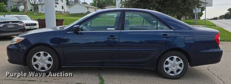 image for item EO1071 2003 Toyota Camry LE 