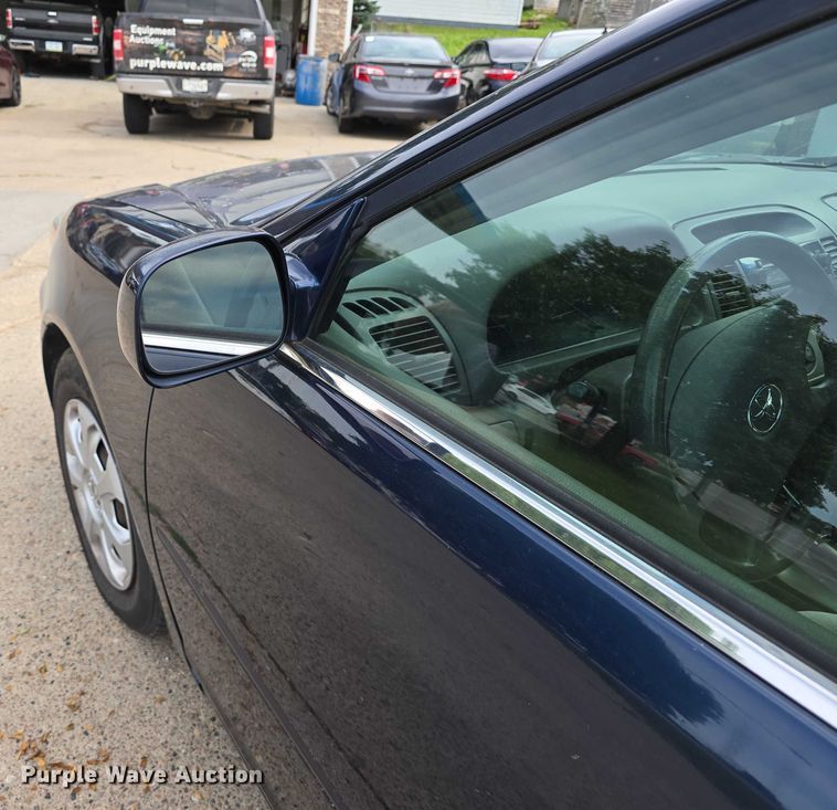 image for item EO1071 2003 Toyota Camry LE 