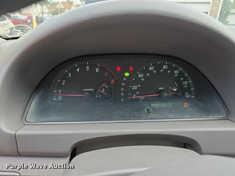 image for item EO1071 2003 Toyota Camry LE 