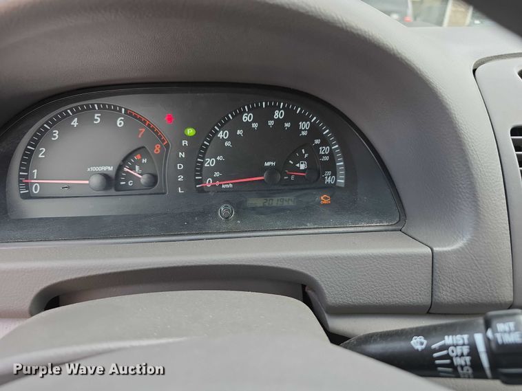 image for item EO1071 2003 Toyota Camry LE 