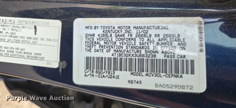 image for item EO1071 2003 Toyota Camry LE 