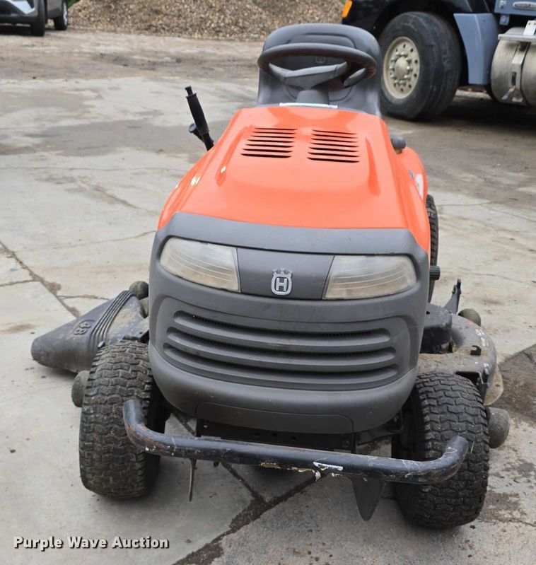 image for item EO1081 2004 Husqvarna YTH2148 lawn mower