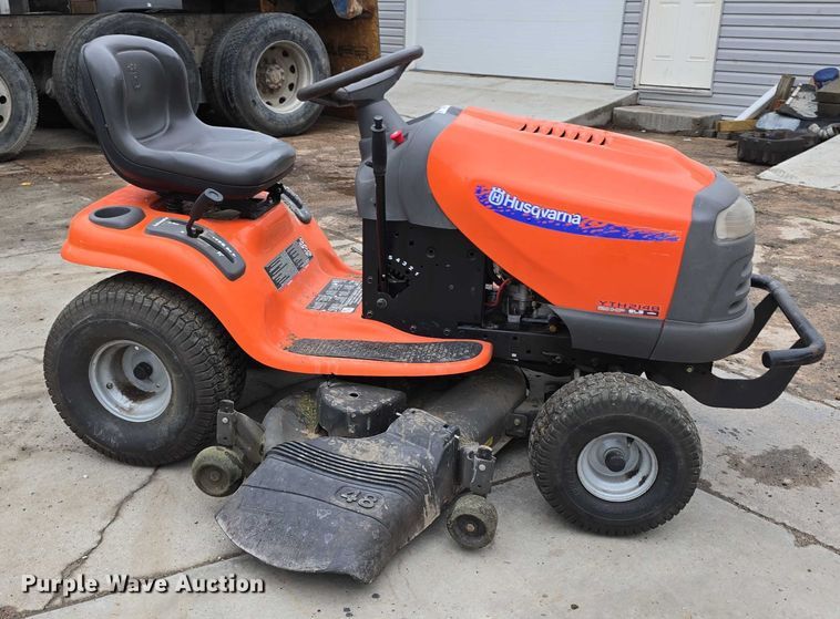 image for item EO1081 2004 Husqvarna YTH2148 lawn mower