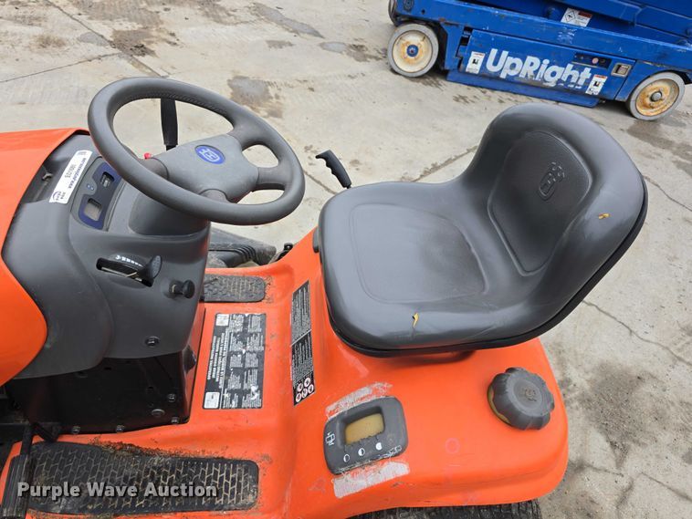 image for item EO1081 2004 Husqvarna YTH2148 lawn mower