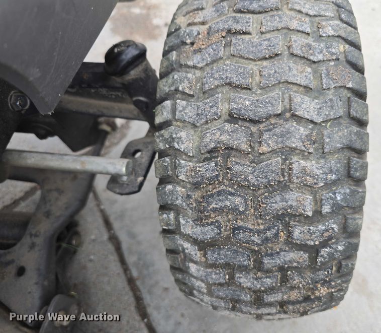 image for item EO1081 2004 Husqvarna YTH2148 lawn mower