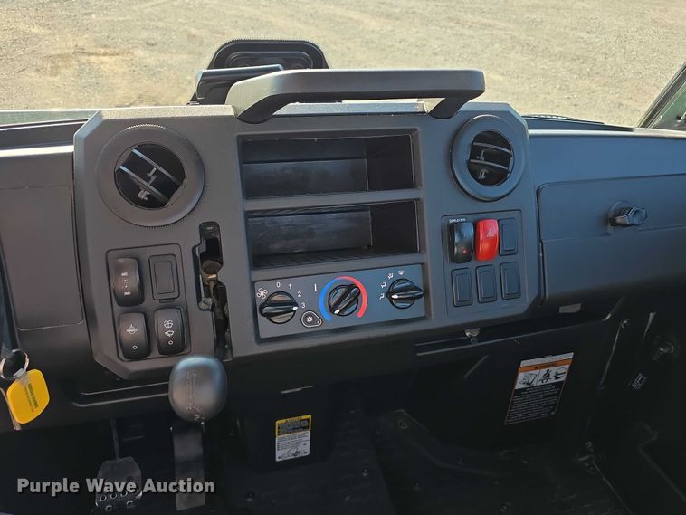 image for item EO1085 2024 John Deere XUV865M Gator utility vehicle