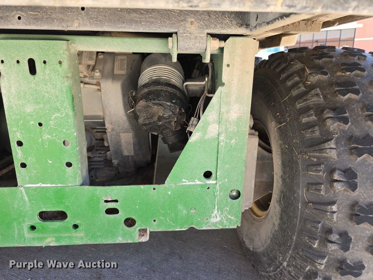 image for item EO1509 2012 John Deere TH Gator utility vehicle