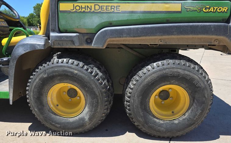 image for item EO1509 2012 John Deere TH Gator utility vehicle