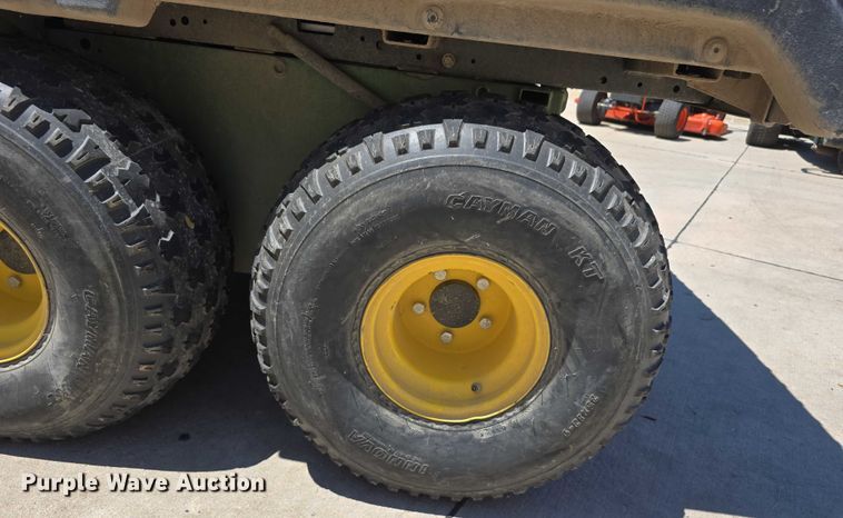 image for item EO1509 2012 John Deere TH Gator utility vehicle