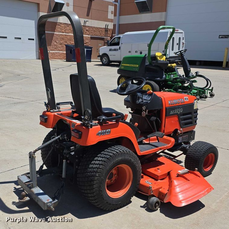 image for item EO1511 Kubota BX2230D lawn tractor