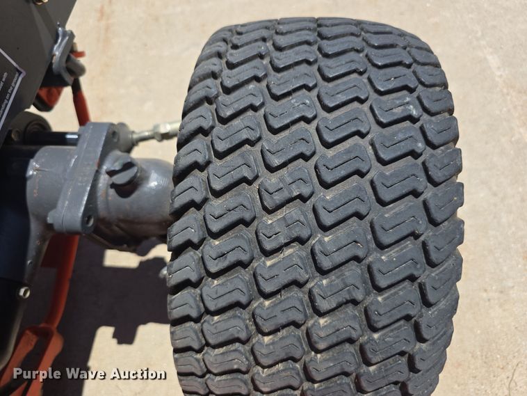 image for item EO1511 Kubota BX2230D lawn tractor