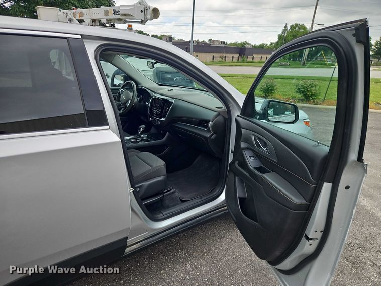 image for item EO4505 2021 Chevrolet Traverse SUV