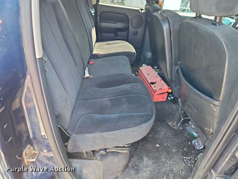 image for item EO4506 2004 Dodge Ram 3500 Quad Cab pickup truck cab and chassis