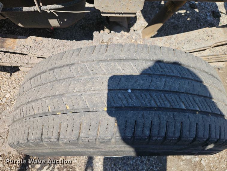 image for item EO4506 2004 Dodge Ram 3500 Quad Cab pickup truck cab and chassis