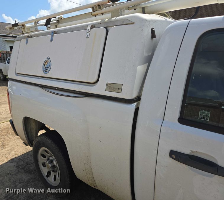 image for item EQ2609 2012 Chevrolet Silverado 1500 pickup truck