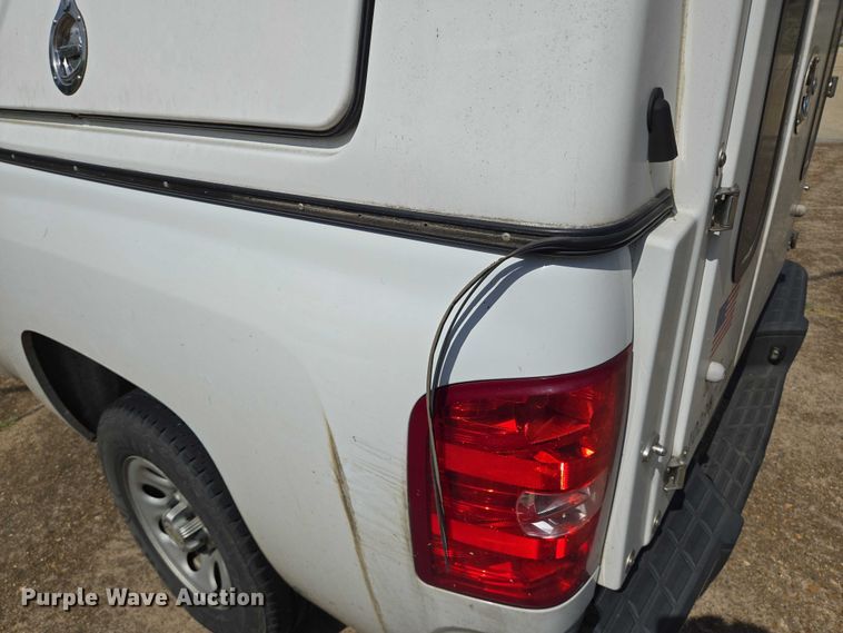 image for item EQ2609 2012 Chevrolet Silverado 1500 pickup truck