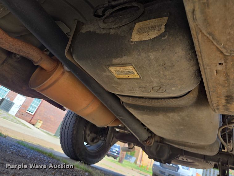 image for item EQ2609 2012 Chevrolet Silverado 1500 pickup truck