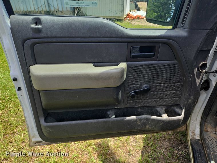 image for item EQ2610 2010 Ford F150 pickup truck