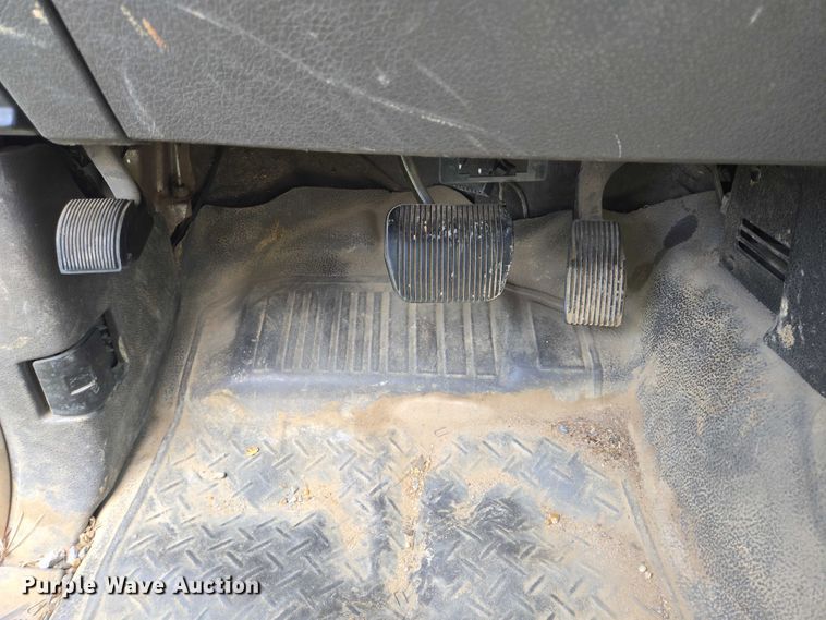 image for item EQ2610 2010 Ford F150 pickup truck