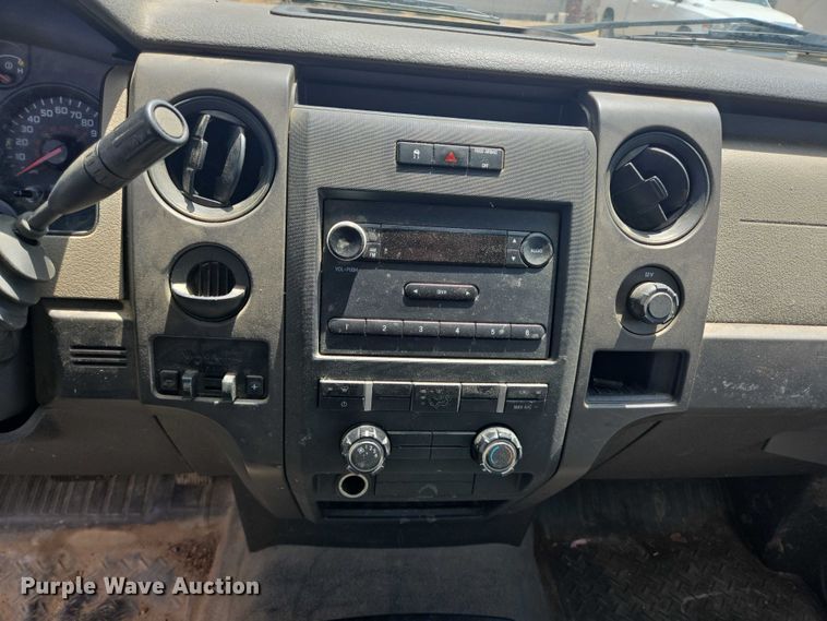 image for item EQ2610 2010 Ford F150 pickup truck