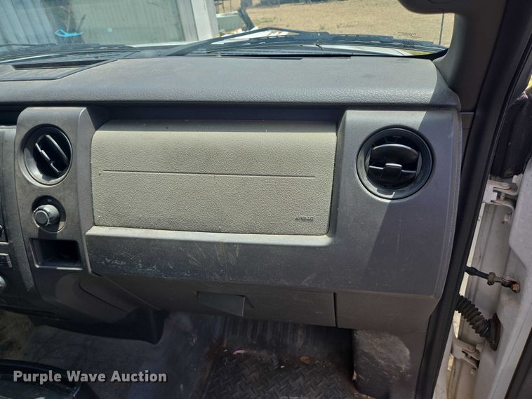 image for item EQ2610 2010 Ford F150 pickup truck