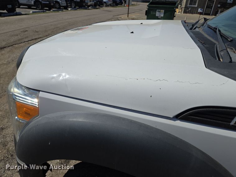 image for item EQ6819 2012 Ford F450 Super Duty bucket truck