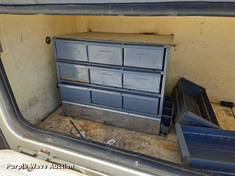 image for item EQ6819 2012 Ford F450 Super Duty bucket truck