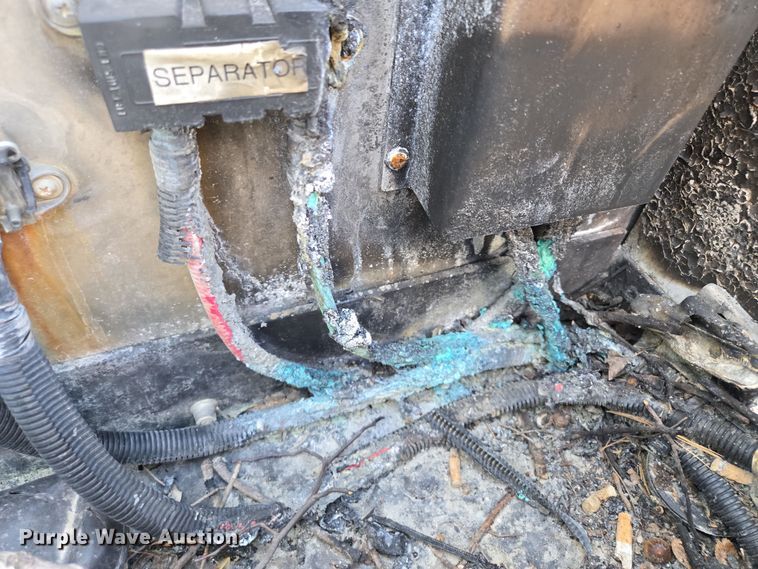 image for item EQ6819 2012 Ford F450 Super Duty bucket truck