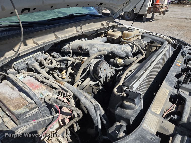 image for item EQ6819 2012 Ford F450 Super Duty bucket truck