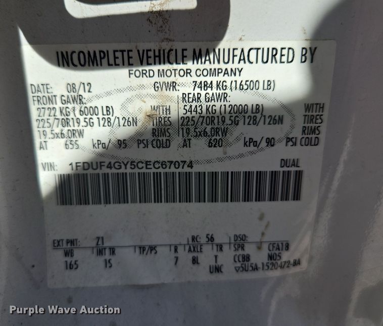 image for item EQ6819 2012 Ford F450 Super Duty bucket truck